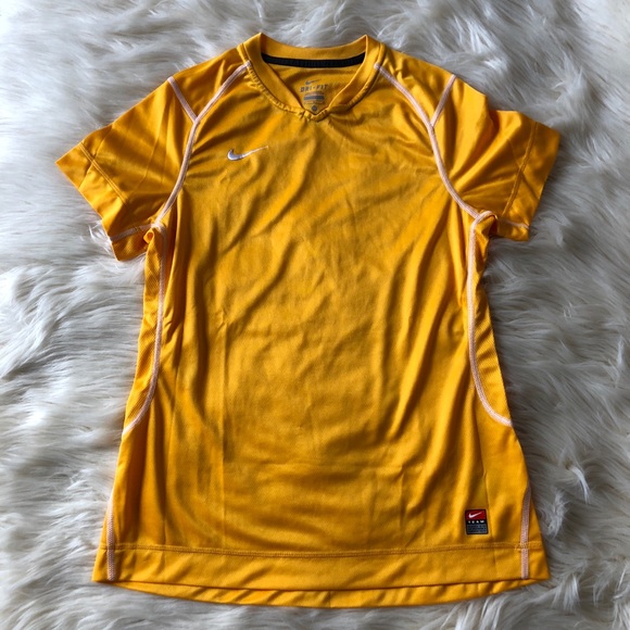 Nike Tops - Nike women’s drift medium workout shirt